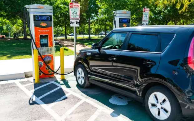 新能源汽车充电桩快充和慢充的区别